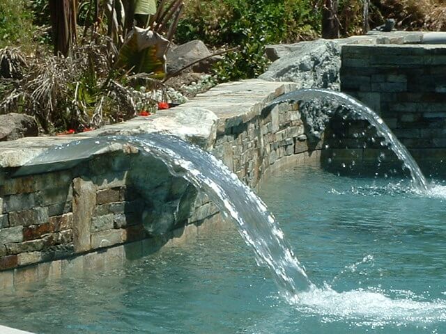 Köhko® Waterval 40-45-50 cm (40 cm) Wateruitloop van roestvrij staal Köhko® Waterval 40-45-50 cm (40 cm) Wateruitloop van roestvrij staal